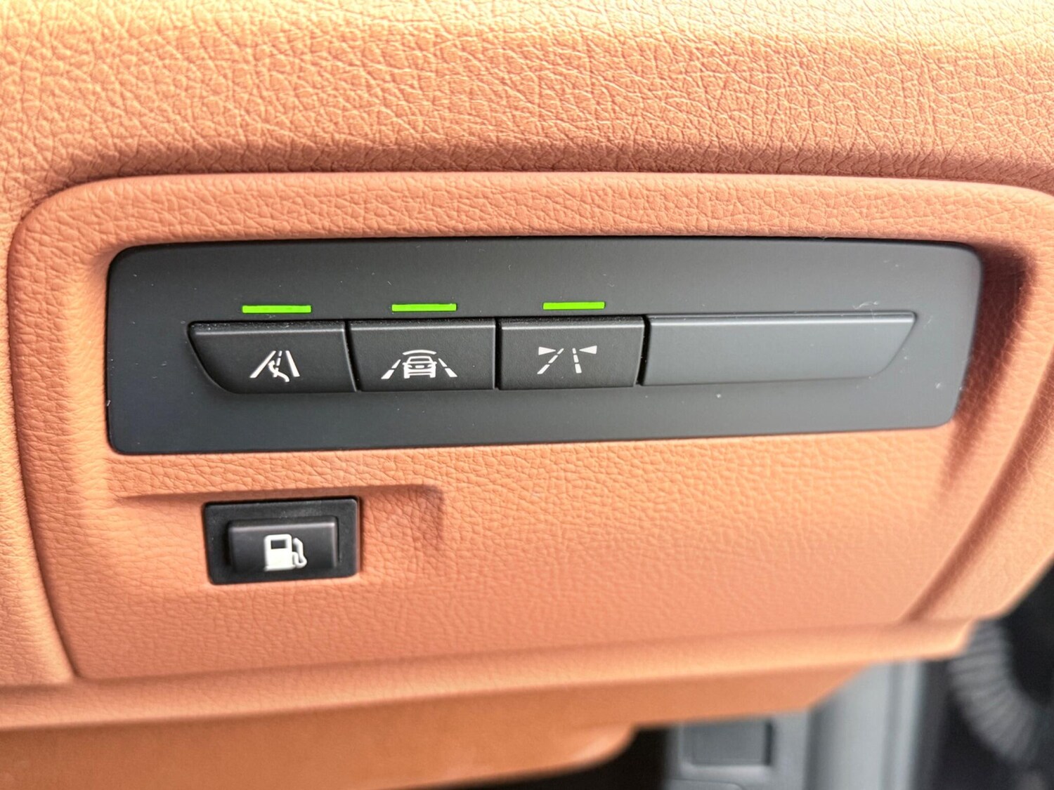 Used BMW 3 Series 2017 for sale - 76753091: Photo 91