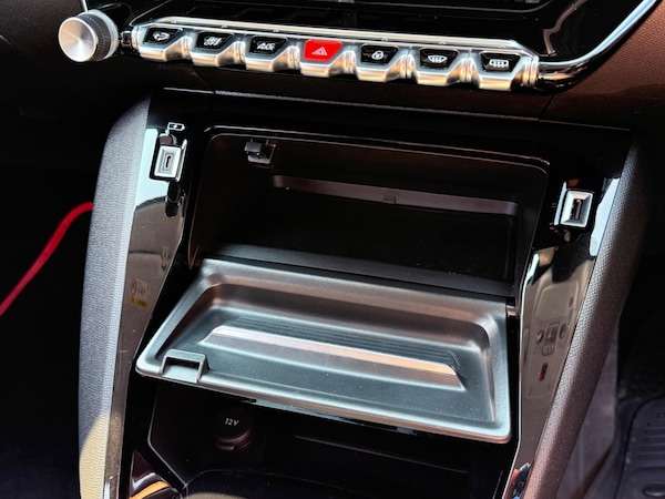 Used Peugeot 208 2023 for sale - 75257131: Photo 71
