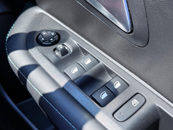 Used Peugeot 208 2023 for sale - 75257131: Photo 86