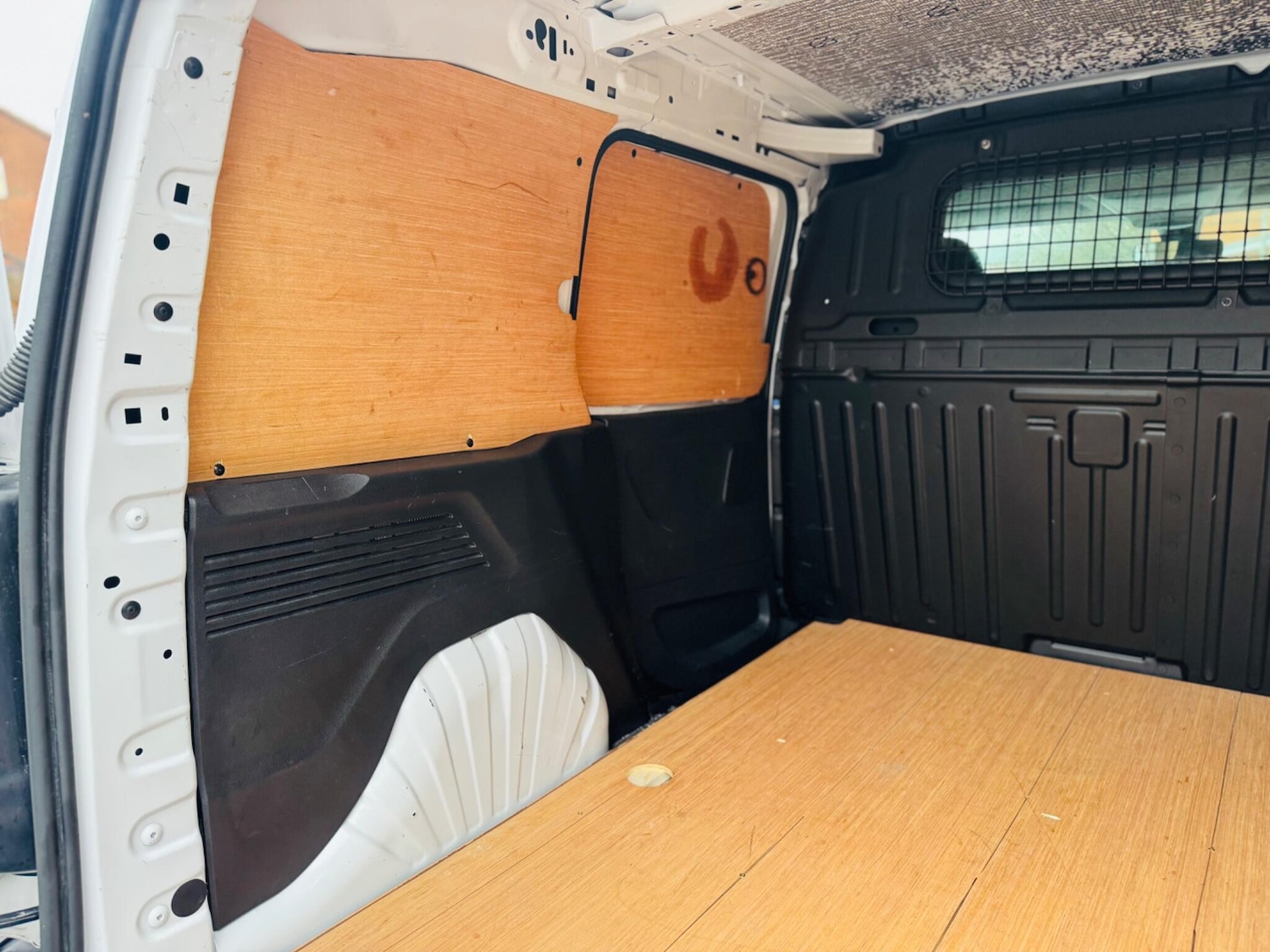 Used Peugeot Partner 2023 for sale - 77456495: Photo 40