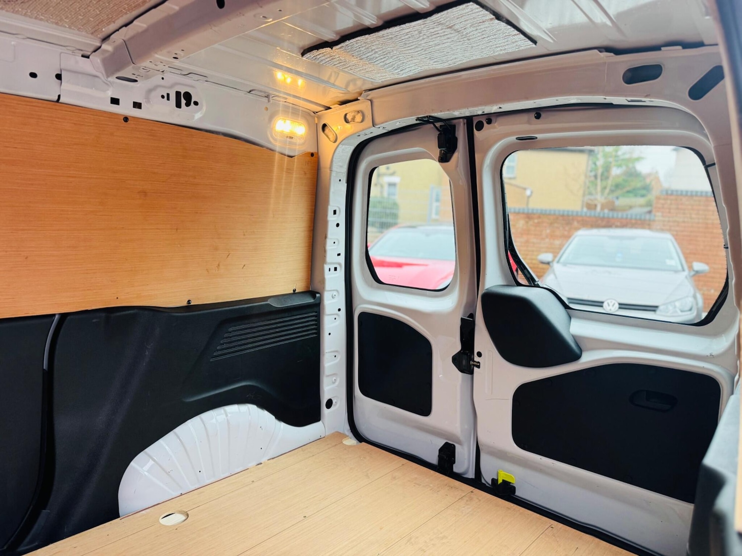 Used Peugeot Partner 2023 for sale - 77456495: Photo 42