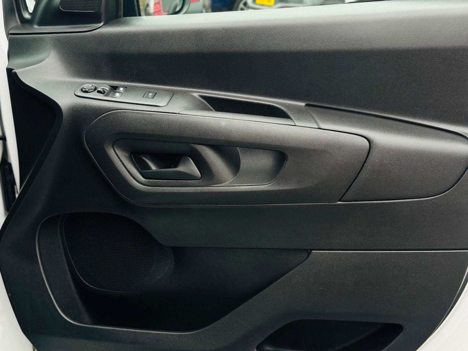 Used Peugeot Partner 2023 for sale - 77456495: Photo 46