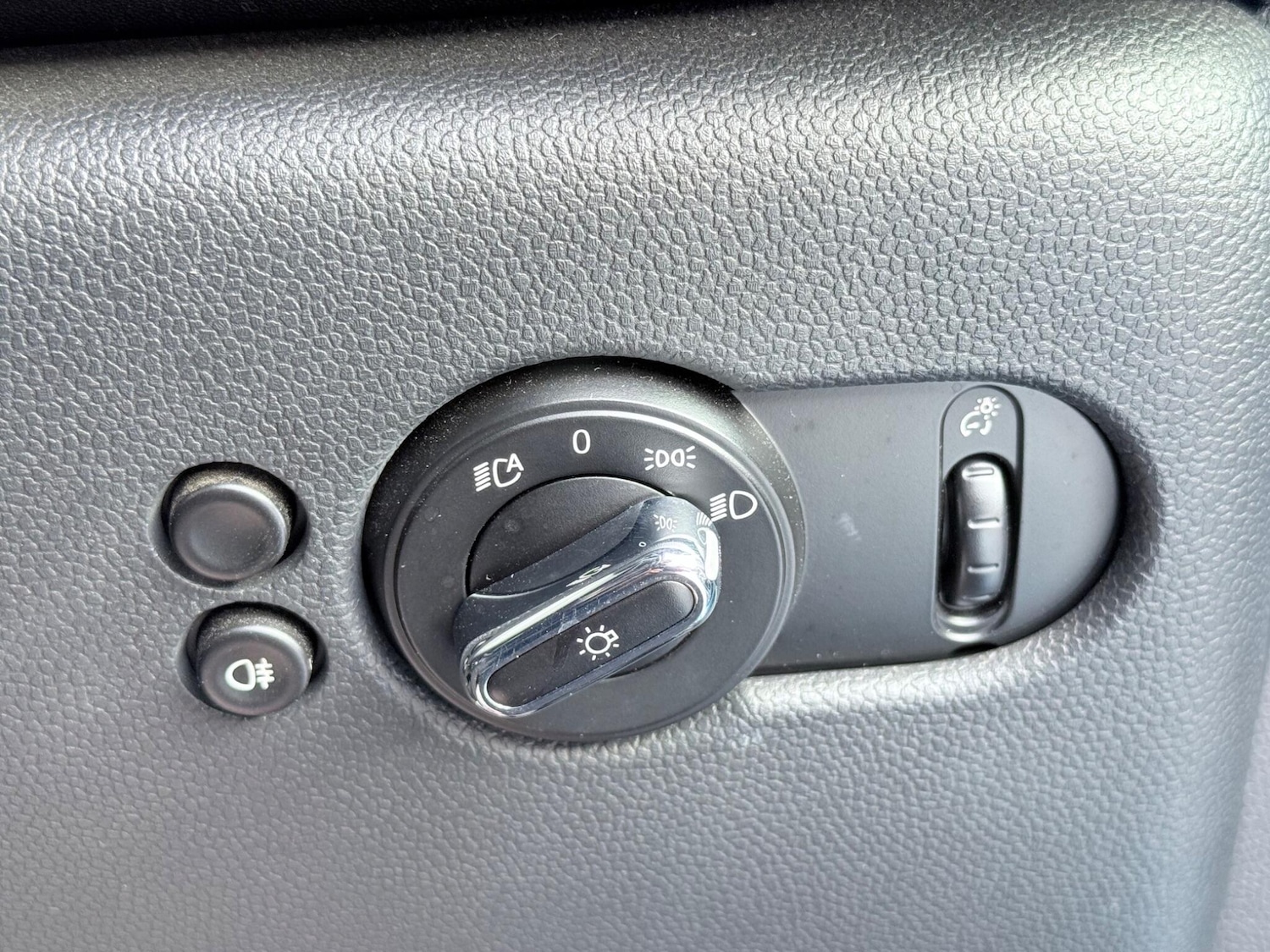 Used MINI Hatch 2016 for sale - 76041877: Photo 64