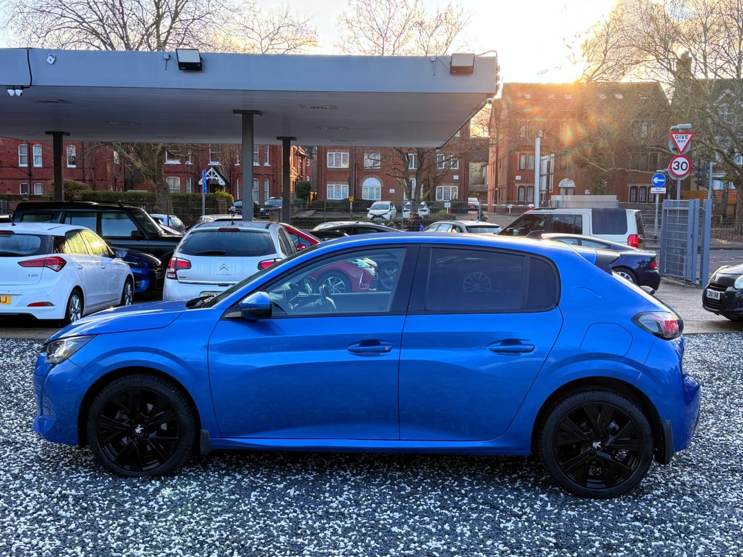 Used Peugeot 208 2020 for sale - 77377633: Photo 10