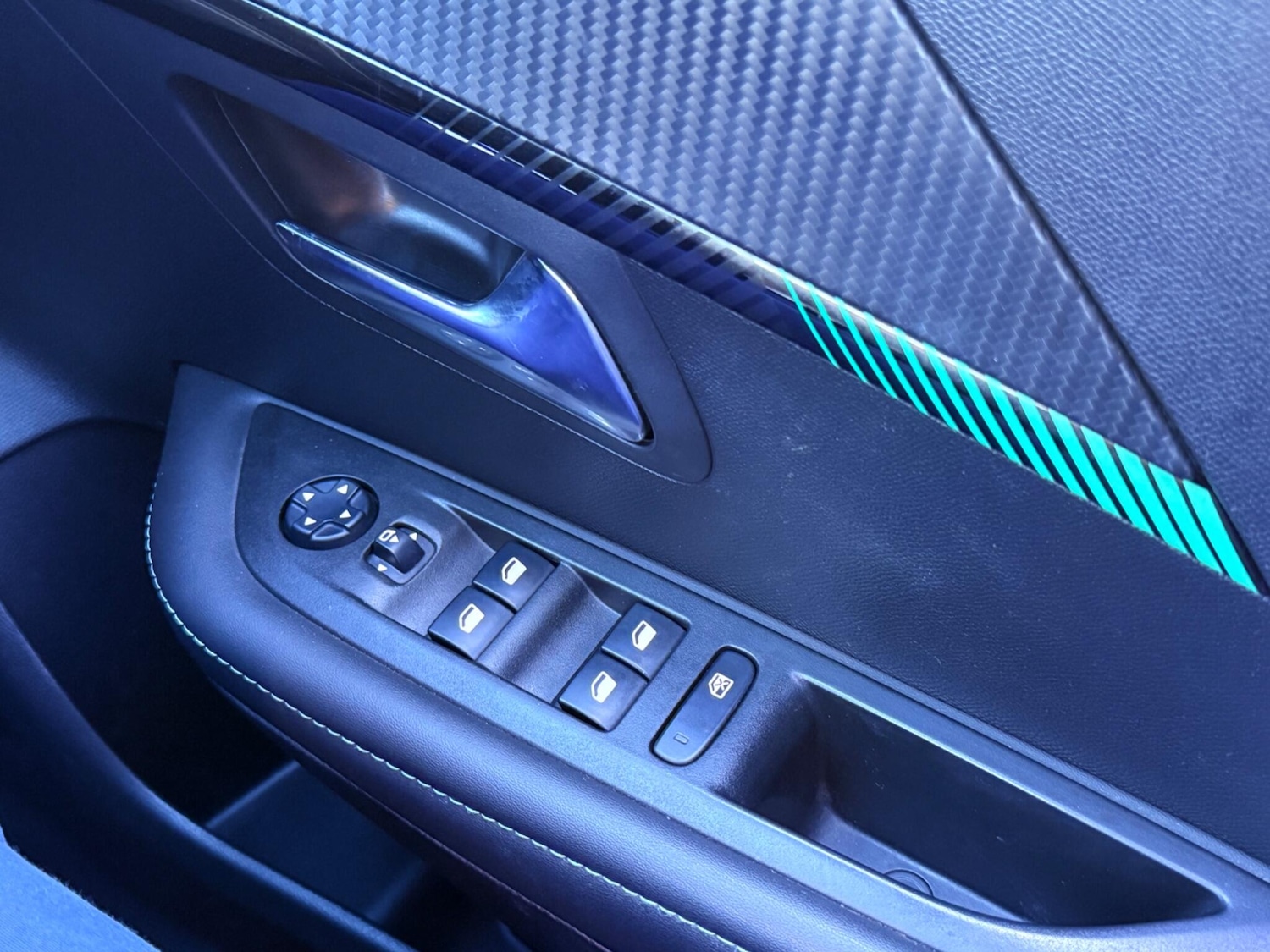 Used Peugeot 208 2020 for sale - 77377633: Photo 67