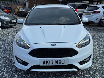 Used Ford Focus 2017 for sale - 79658386: Photo