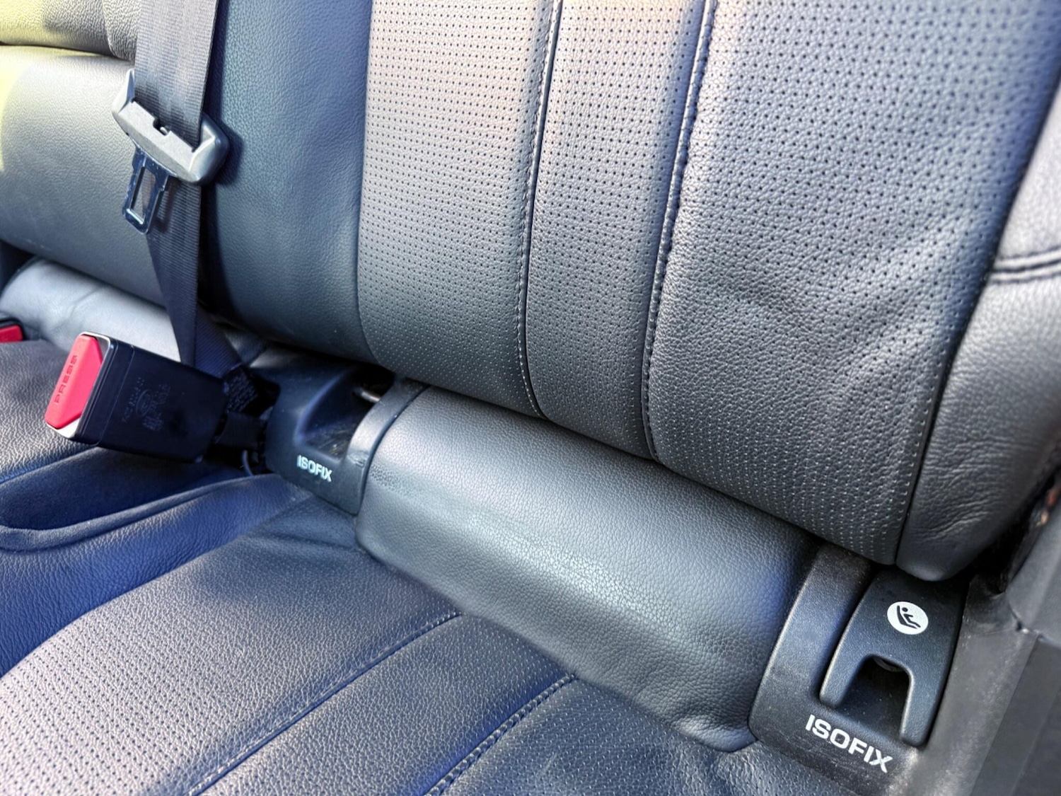 Used Land Rover Discovery Sport 2015 for sale - 77925764: Photo 46