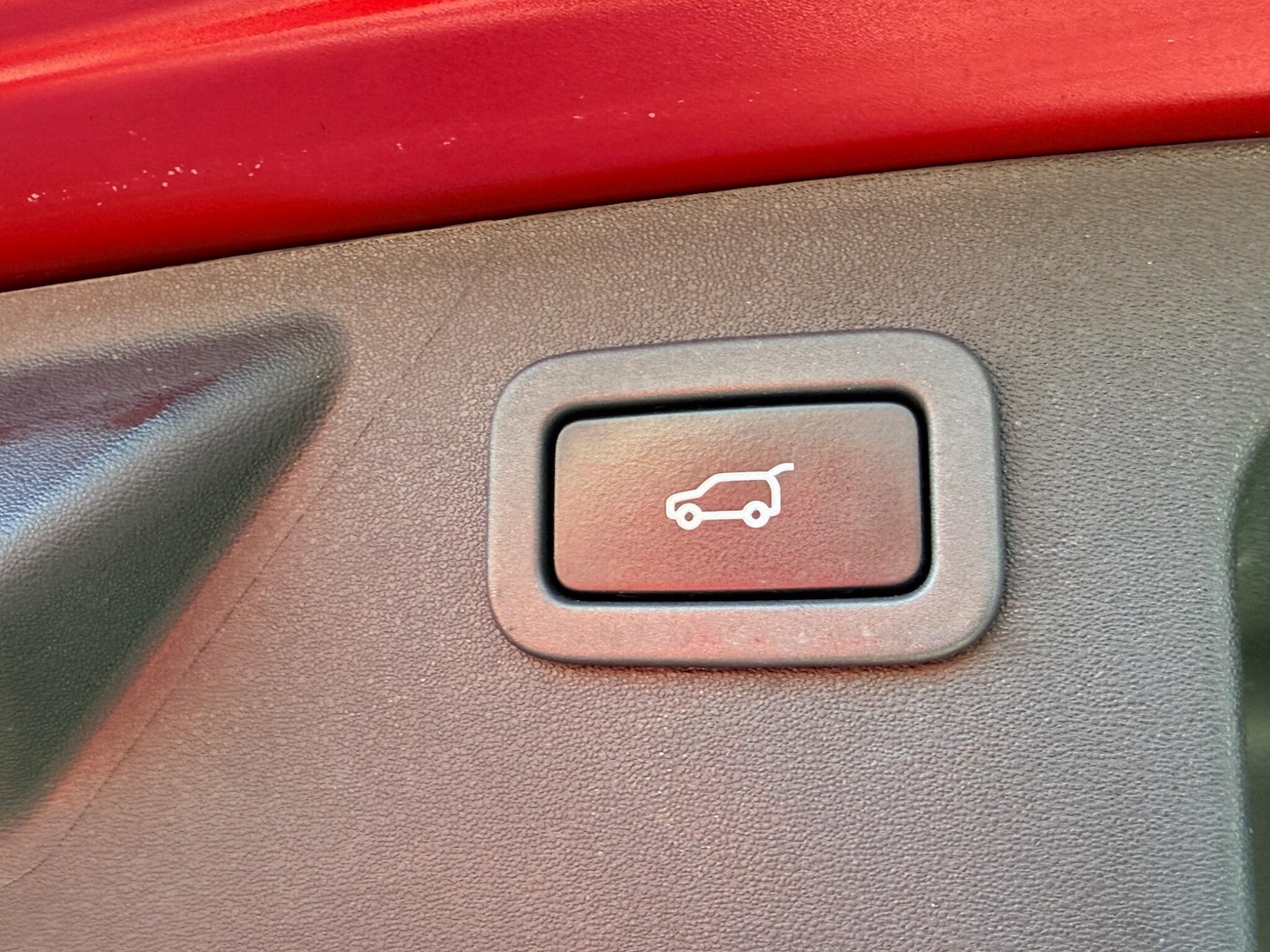 Used Land Rover Discovery Sport 2015 for sale - 77925764: Photo 79