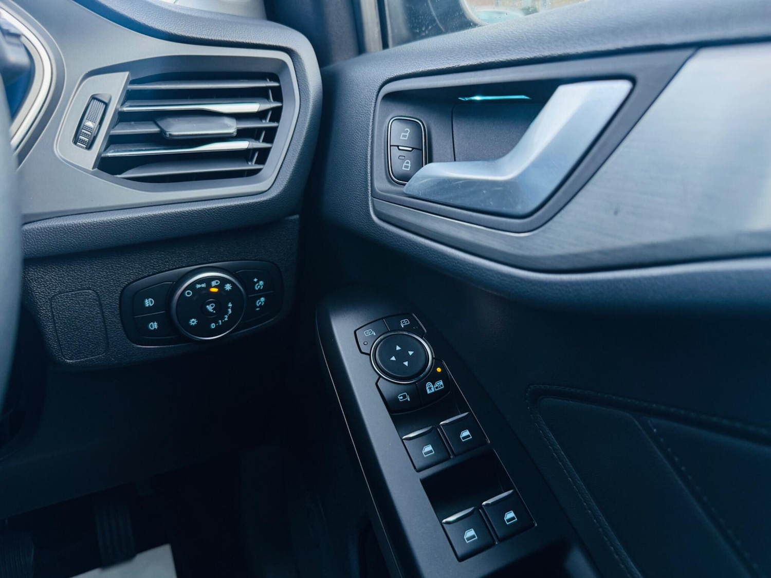 Used Ford Focus for sale - 77537173: Photo 32