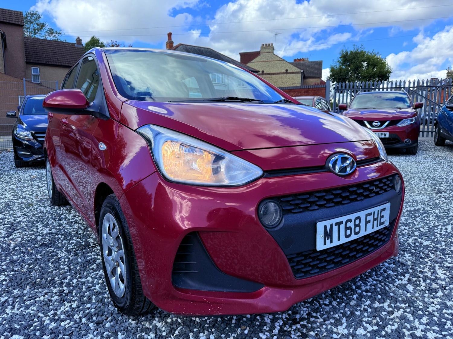 Used Hyundai i10 2018 for sale - 76988400: Photo 14