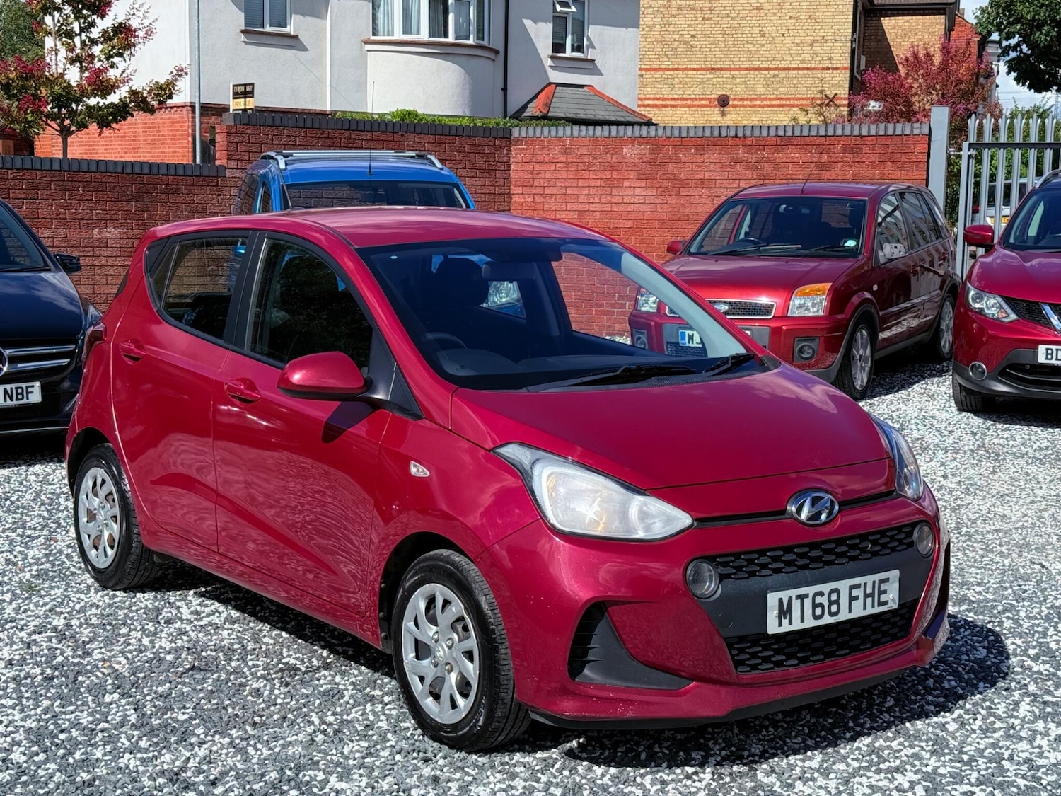 Used Hyundai i10 2018 for sale - 76988400: Photo 15