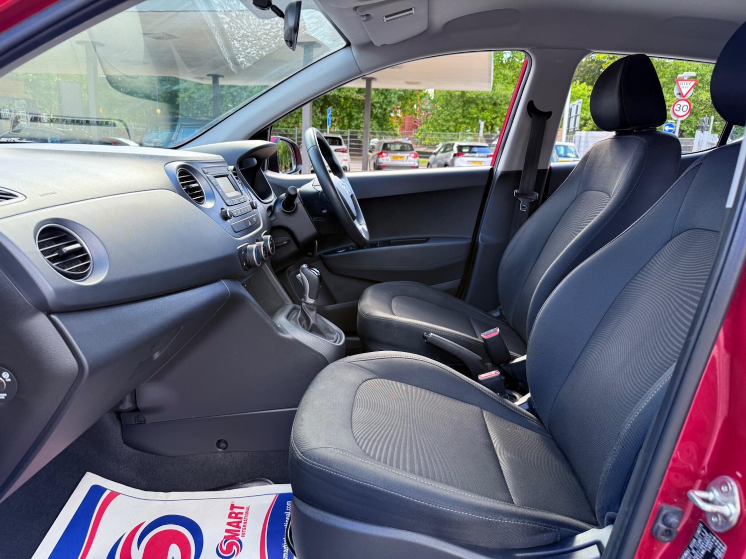 Used Hyundai i10 2018 for sale - 76988400: Photo 26