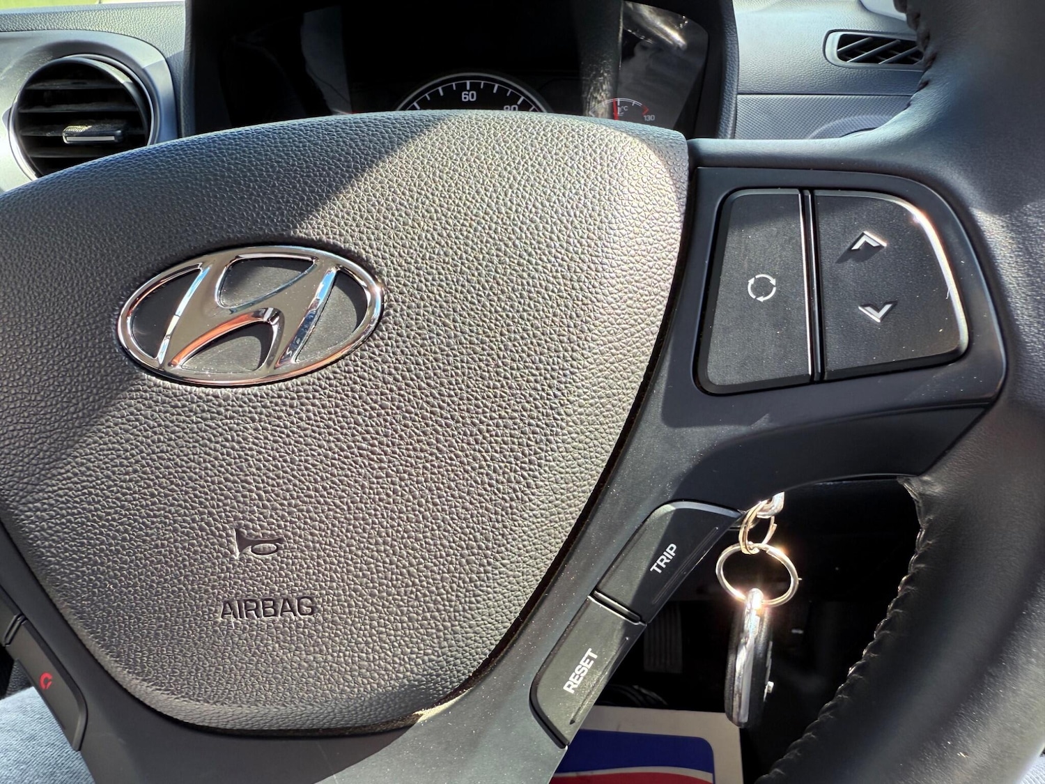 Used Hyundai i10 2018 for sale - 76988400: Photo 42