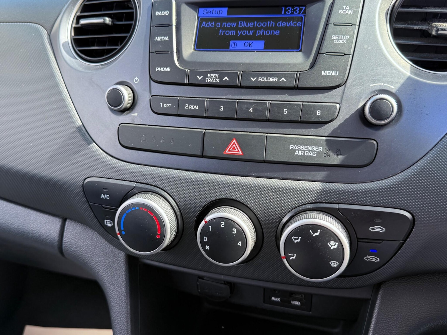 Used Hyundai i10 2018 for sale - 76988400: Photo 47