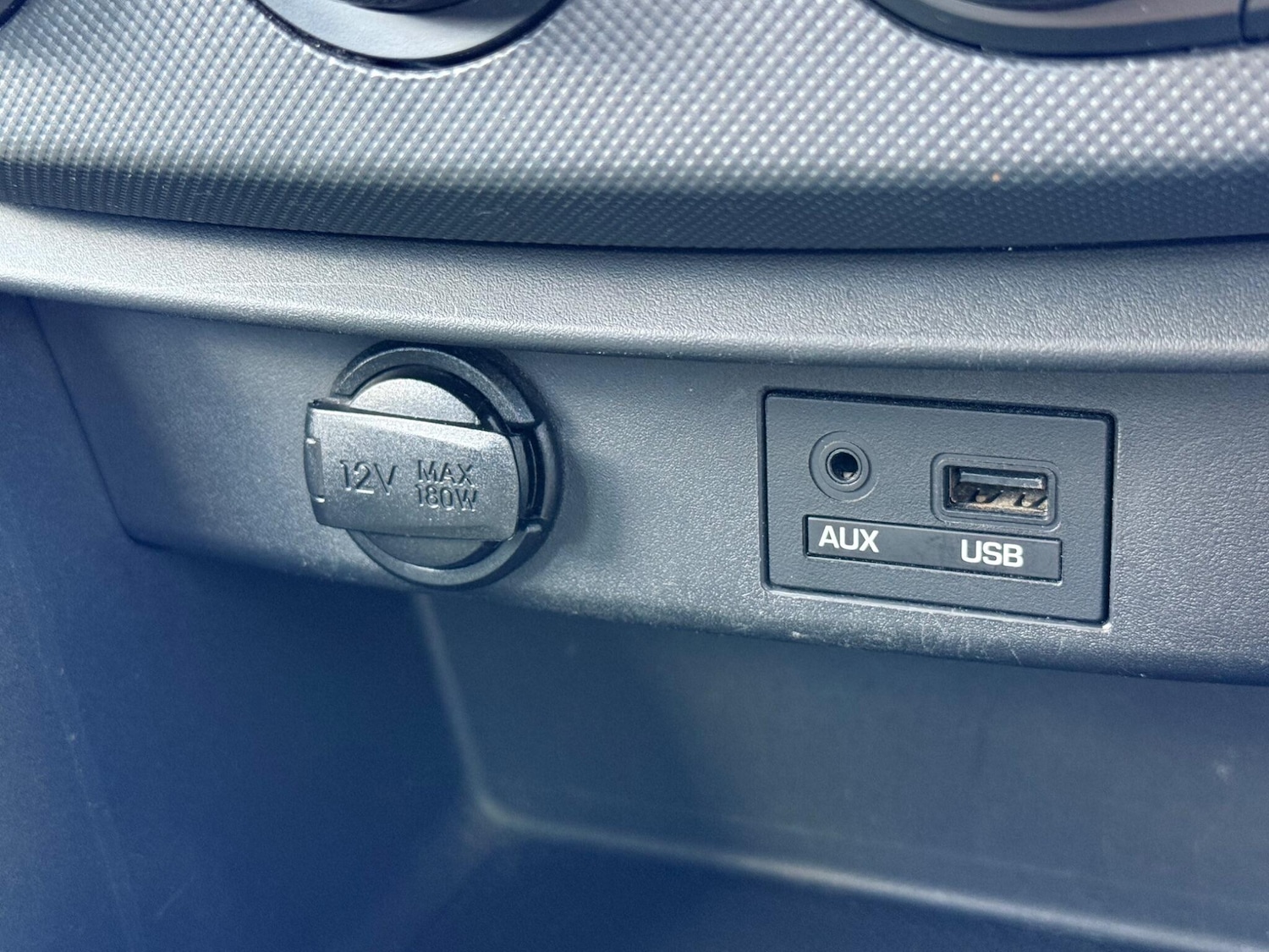 Used Hyundai i10 2018 for sale - 76988400: Photo 48