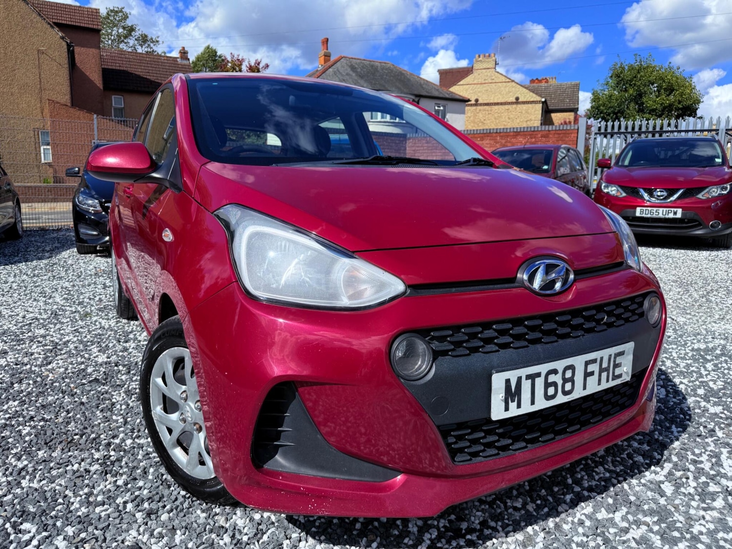Used Hyundai i10 2018 for sale - 76988400: Photo 5