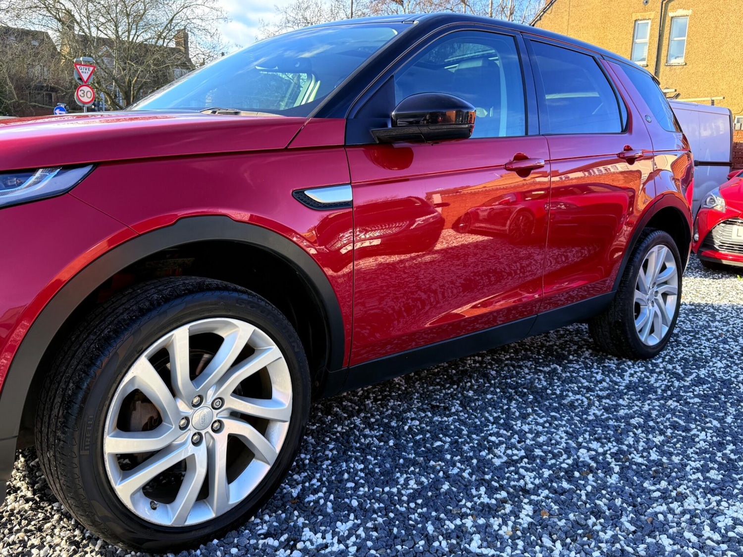 Used Land Rover Discovery Sport 2015 for sale - 77315386: Photo 16