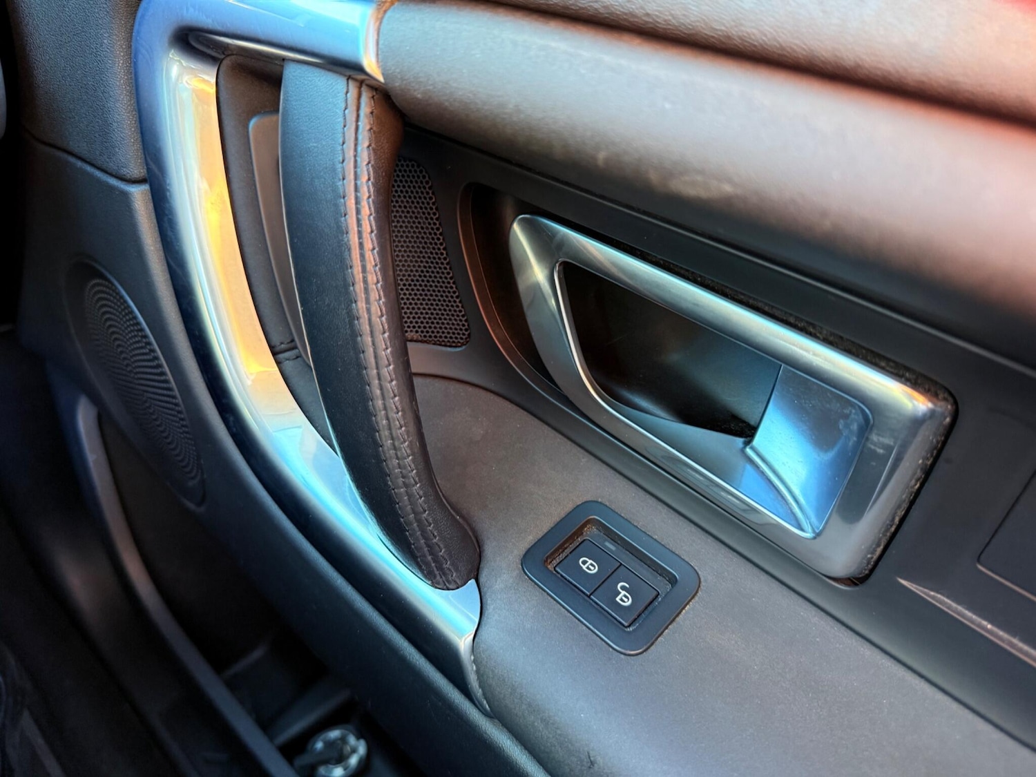 Used Land Rover Discovery Sport 2015 for sale - 77315386: Photo 70