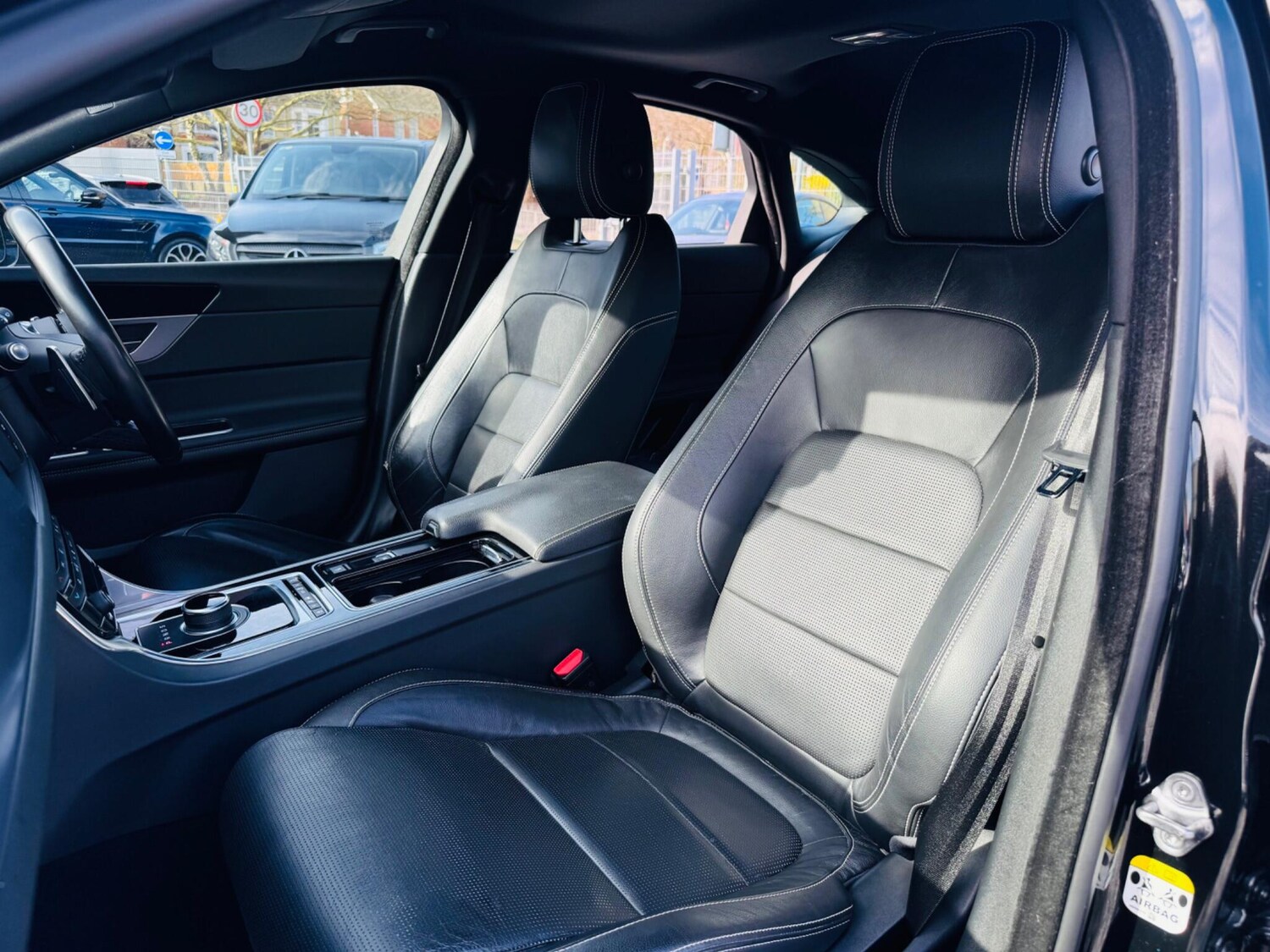 Used Jaguar XF 2017 for sale - 78062763: Photo 44