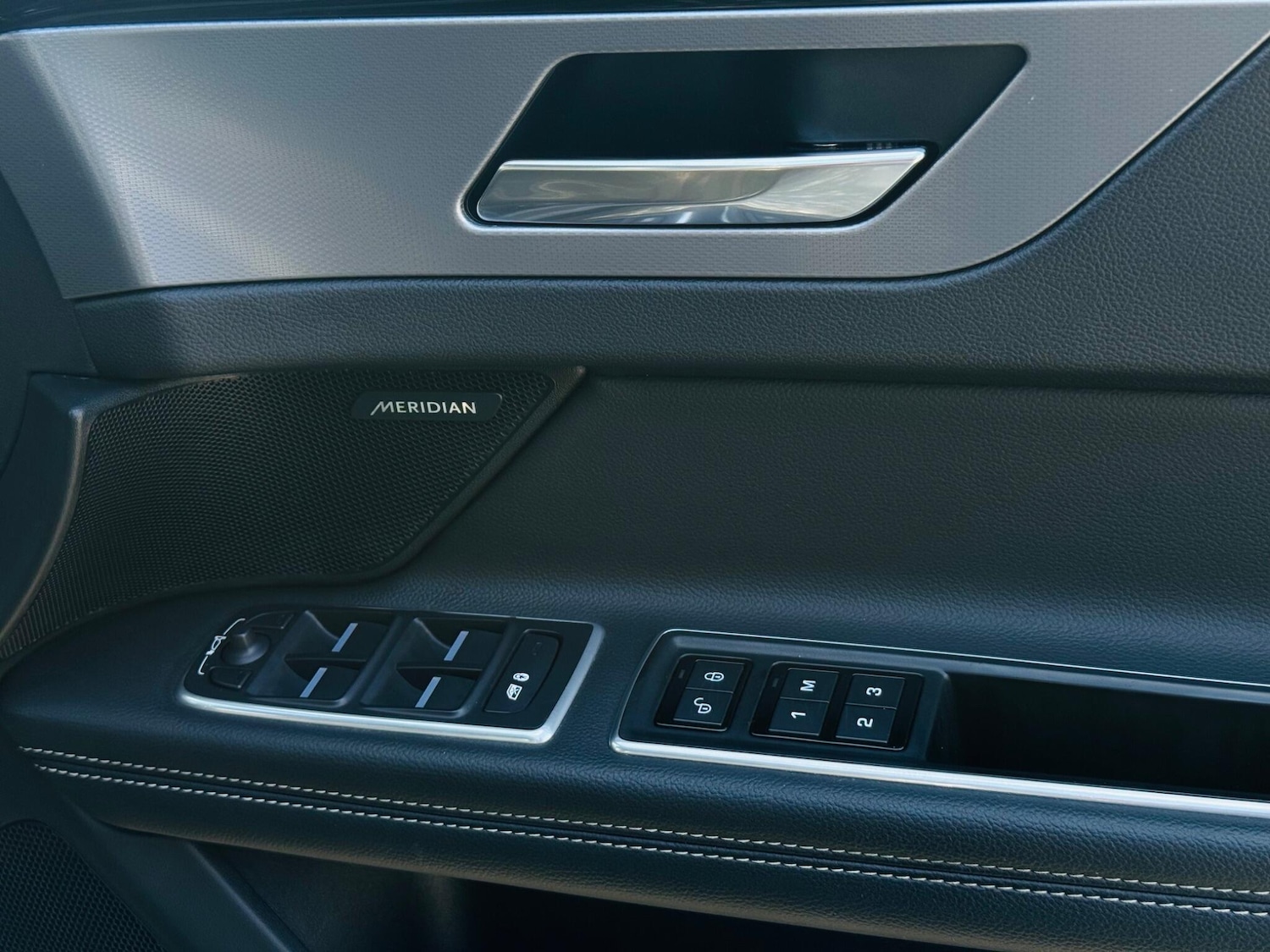 Used Jaguar XF 2017 for sale - 78062763: Photo 53