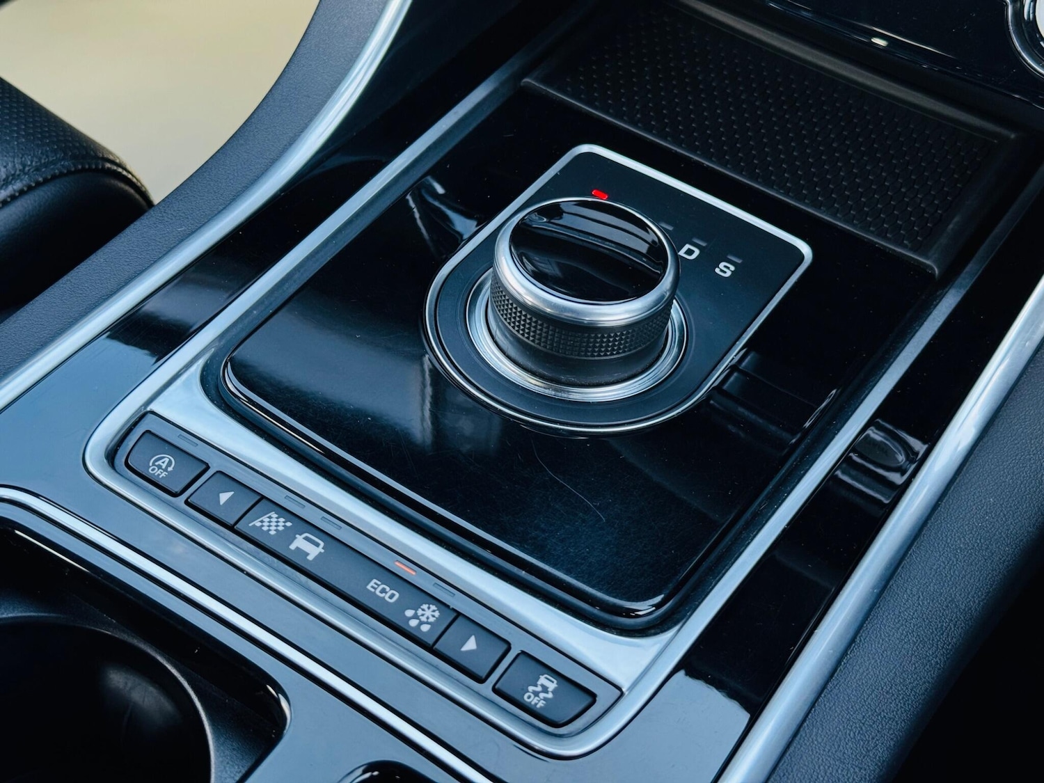 Used Jaguar XF 2017 for sale - 78062763: Photo 67