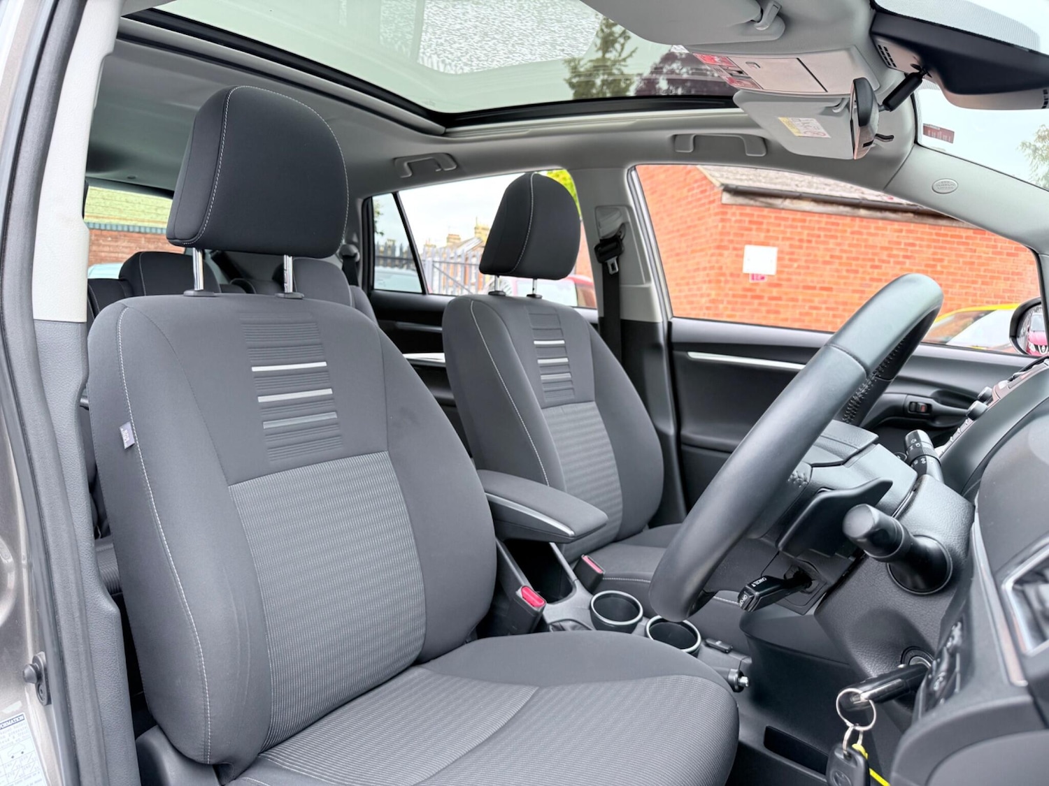 Used Toyota Verso 2016 for sale - 76260285: Photo 33