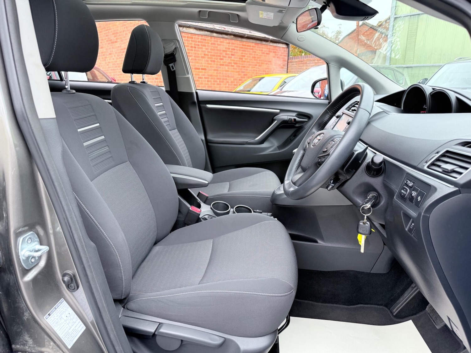 Used Toyota Verso 2016 for sale - 76260285: Photo 34