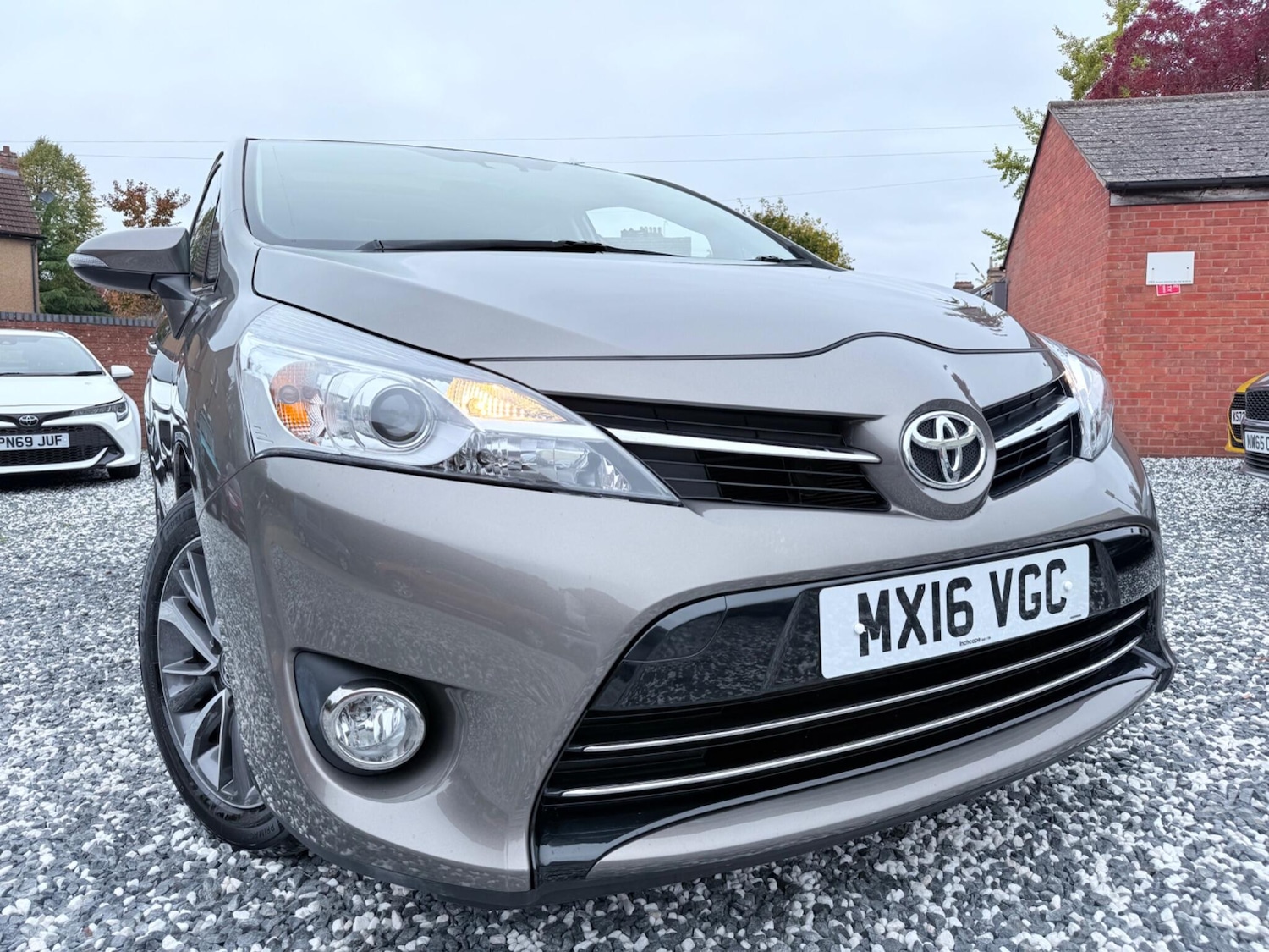 Used Toyota Verso 2016 for sale - 76260285: Photo 5