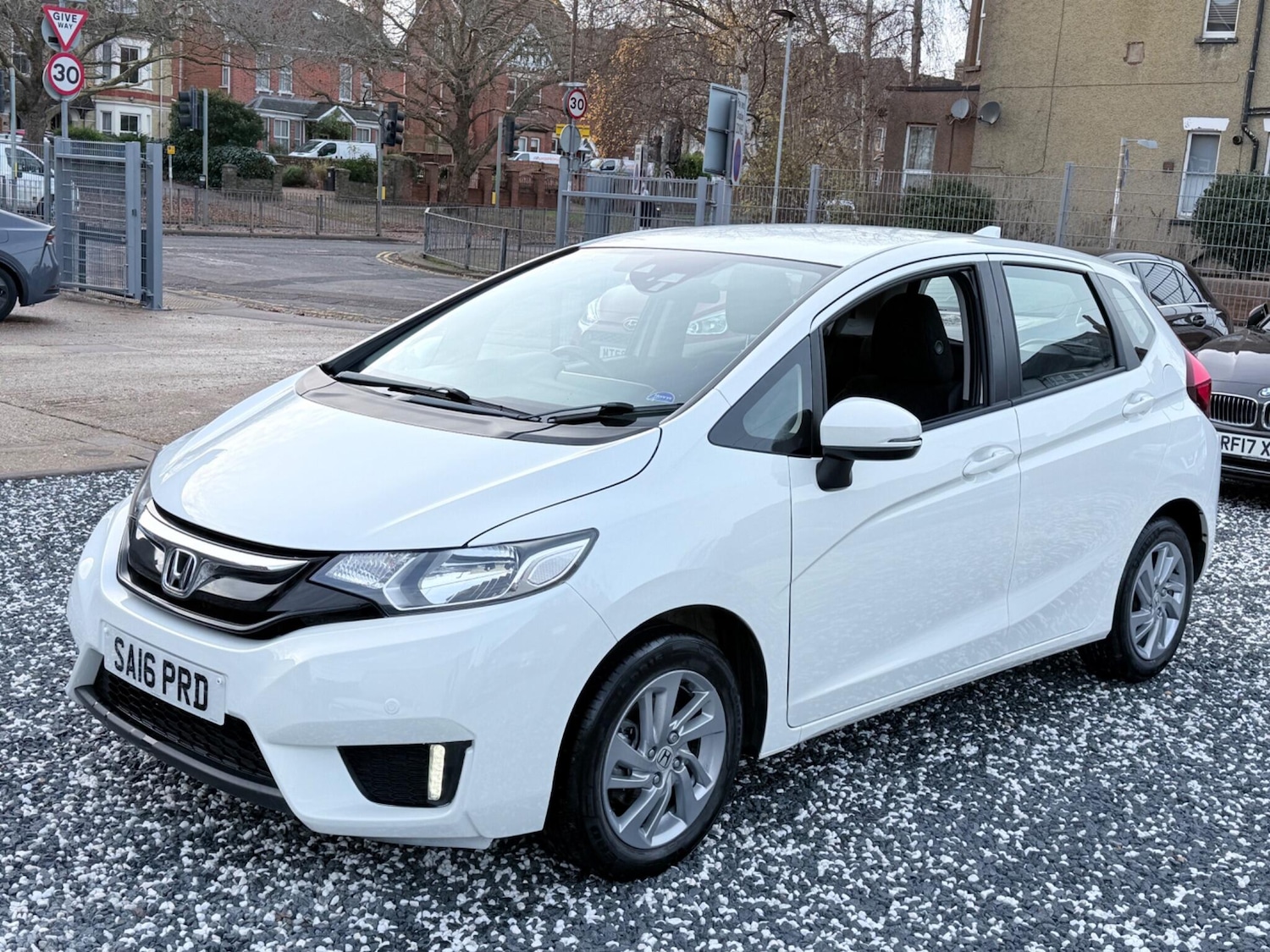 Used Honda Jazz 2016 for sale - 76865242: Photo 11
