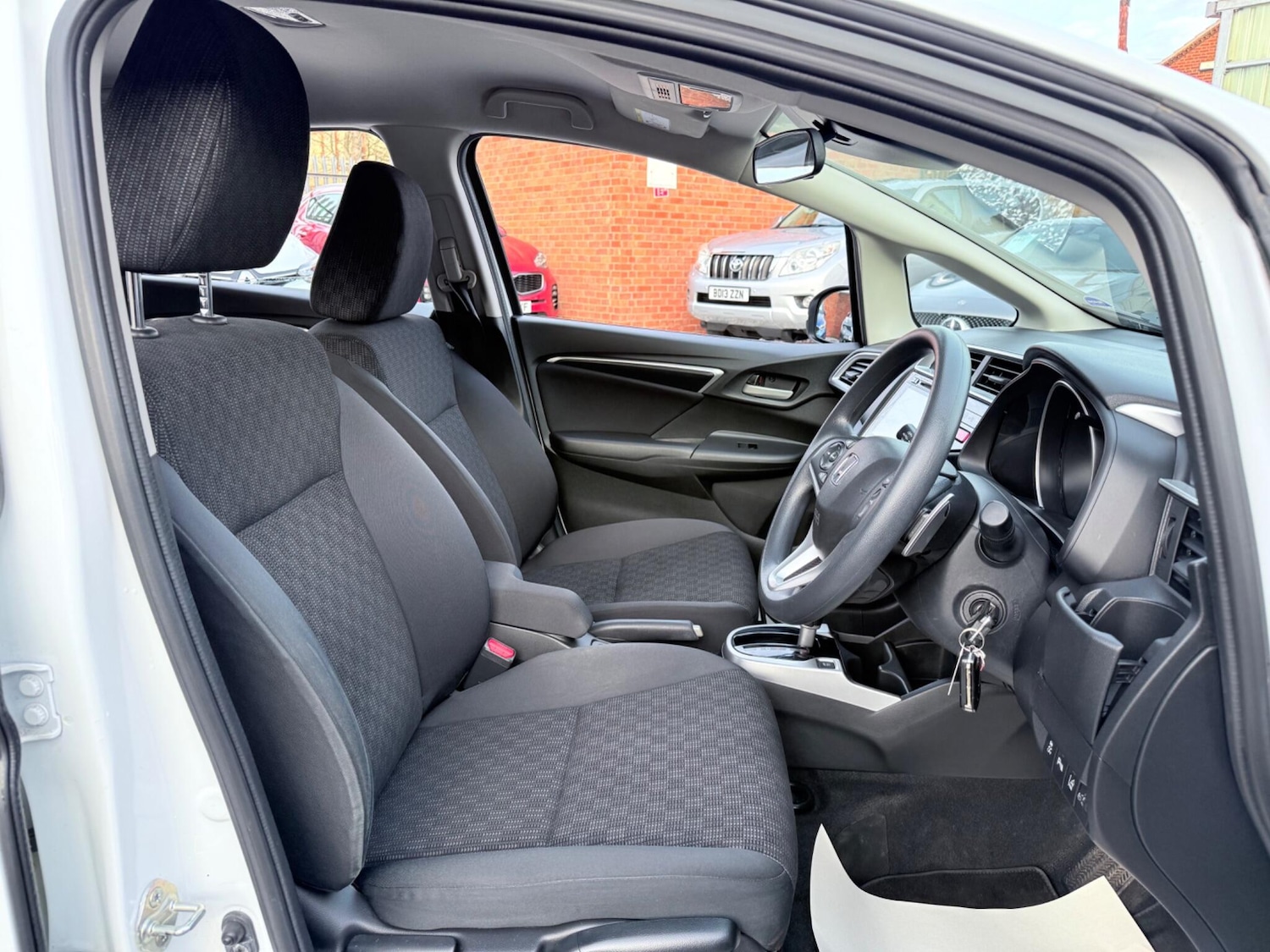 Used Honda Jazz 2016 for sale - 76865242: Photo 32