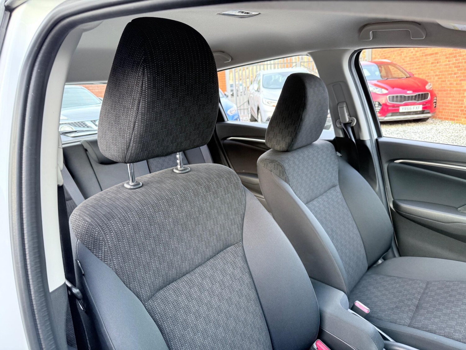 Used Honda Jazz 2016 for sale - 76865242: Photo 33