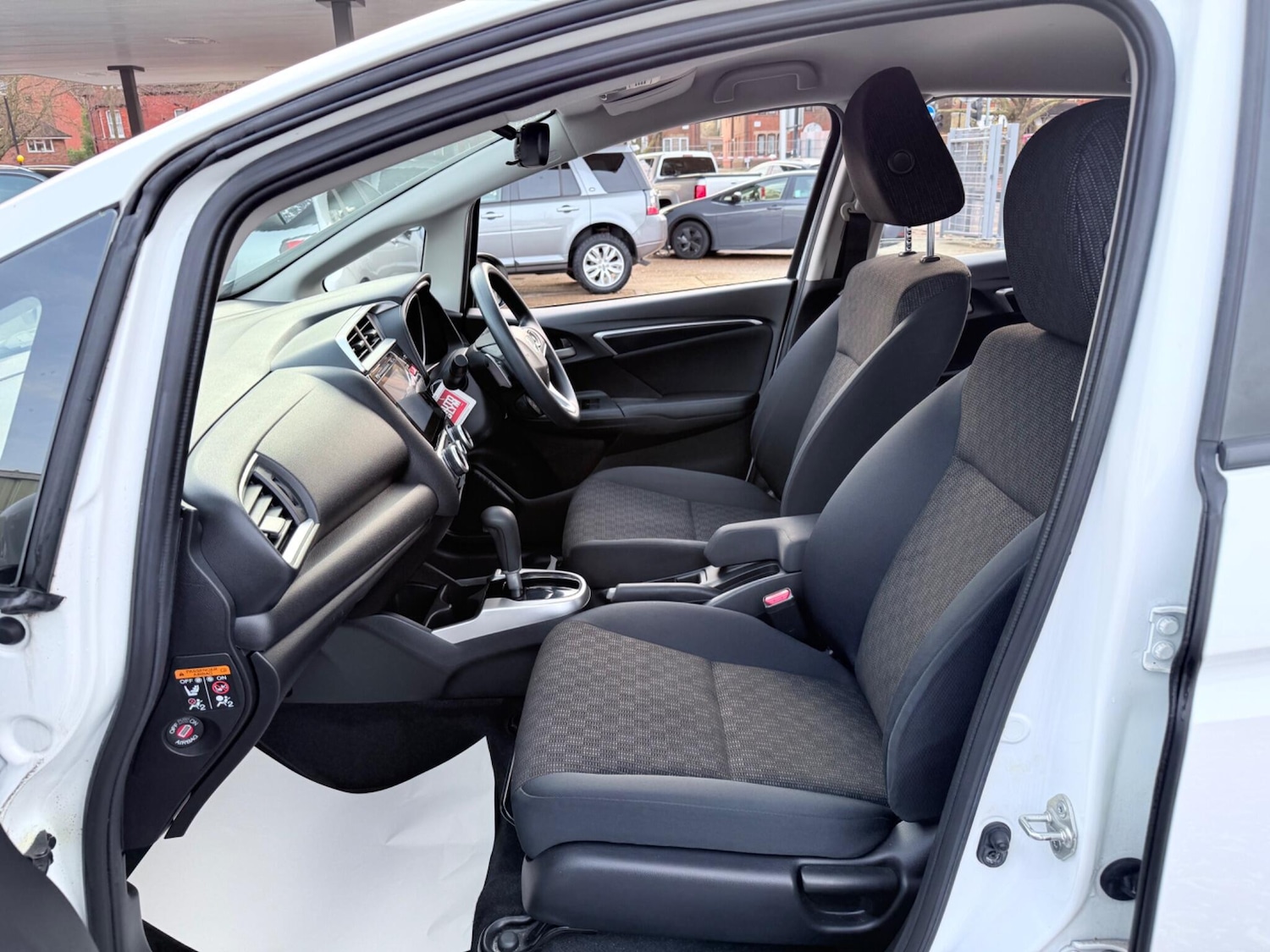 Used Honda Jazz 2016 for sale - 76865242: Photo 35