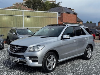 Used Mercedes-Benz M Class 2013 for sale - 78809855: Photo