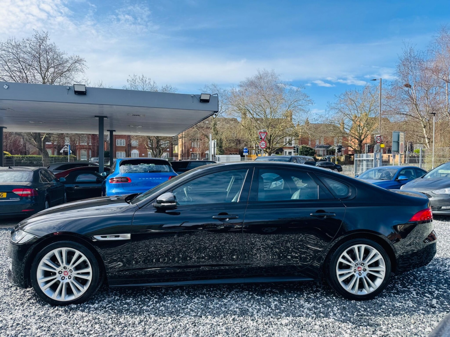 Used Jaguar XF 2017 for sale - 77838737: Photo 10