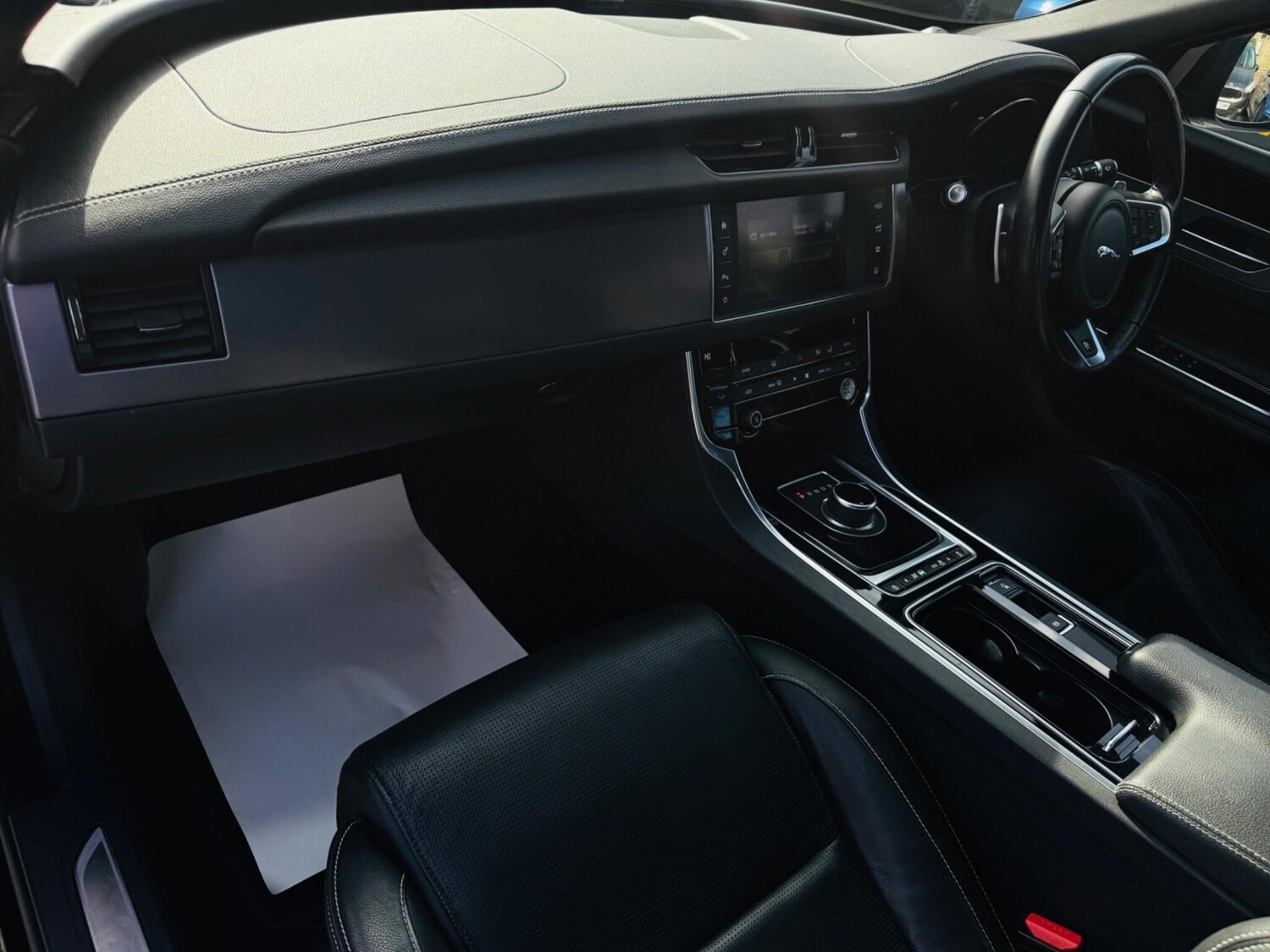 Used Jaguar XF 2017 for sale - 77838737: Photo 46