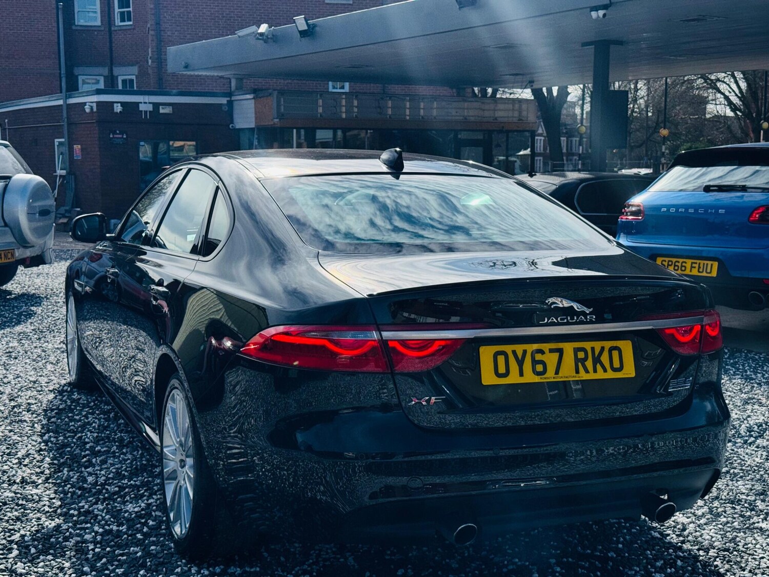 Used Jaguar XF 2017 for sale - 77838737: Photo 9