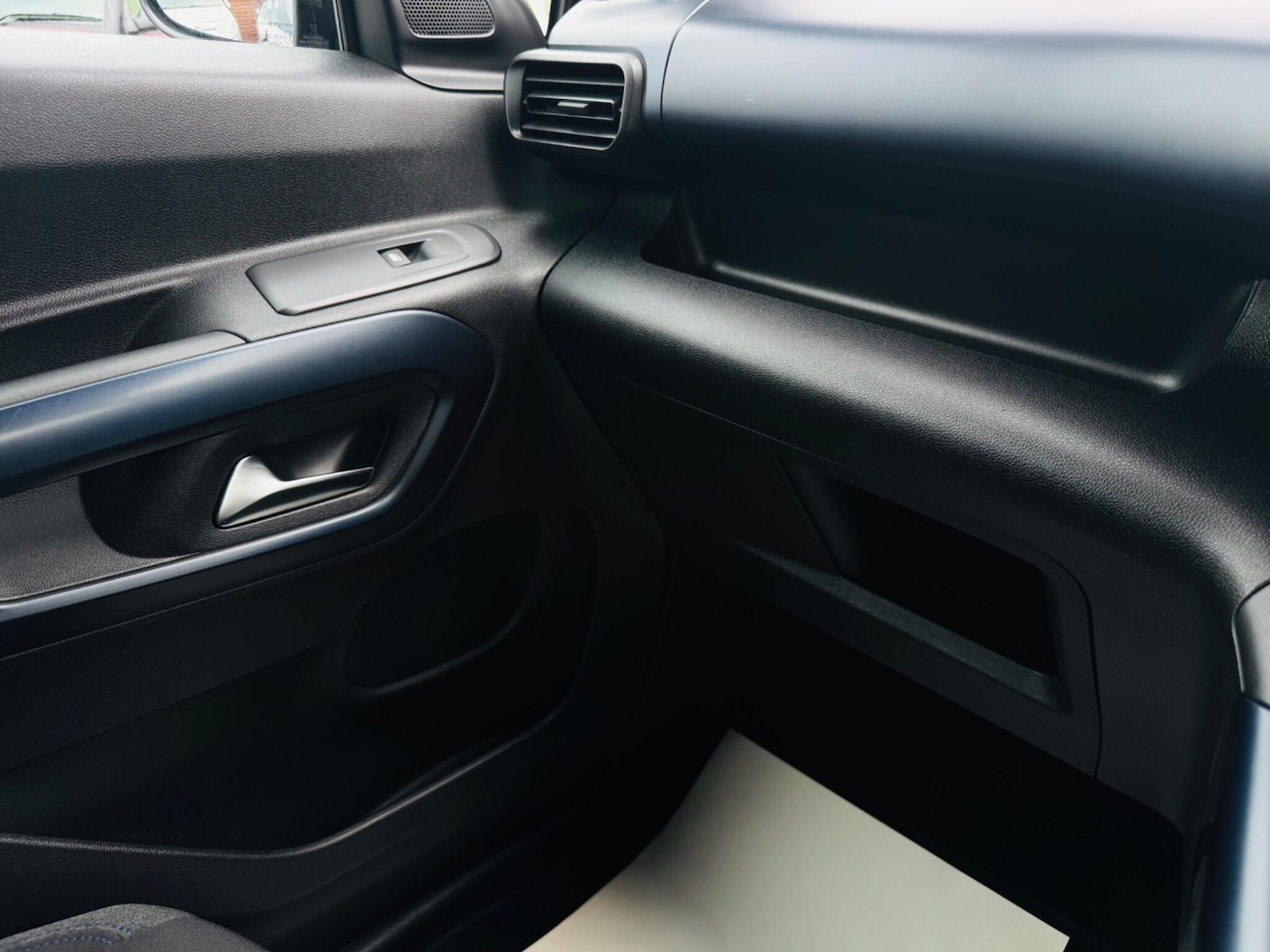 Used Peugeot Rifter 2019 for sale - 77537367: Photo 74