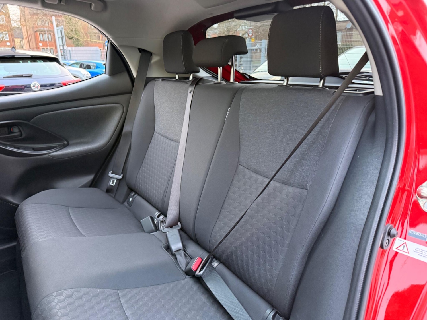 Used Toyota Yaris 2021 for sale - 77624818: Photo 47