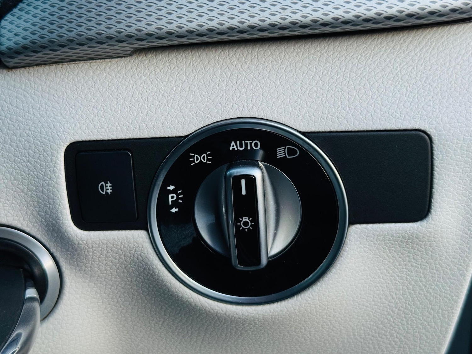 Used Mercedes-Benz B Class 2016 for sale - 77737819: Photo 39