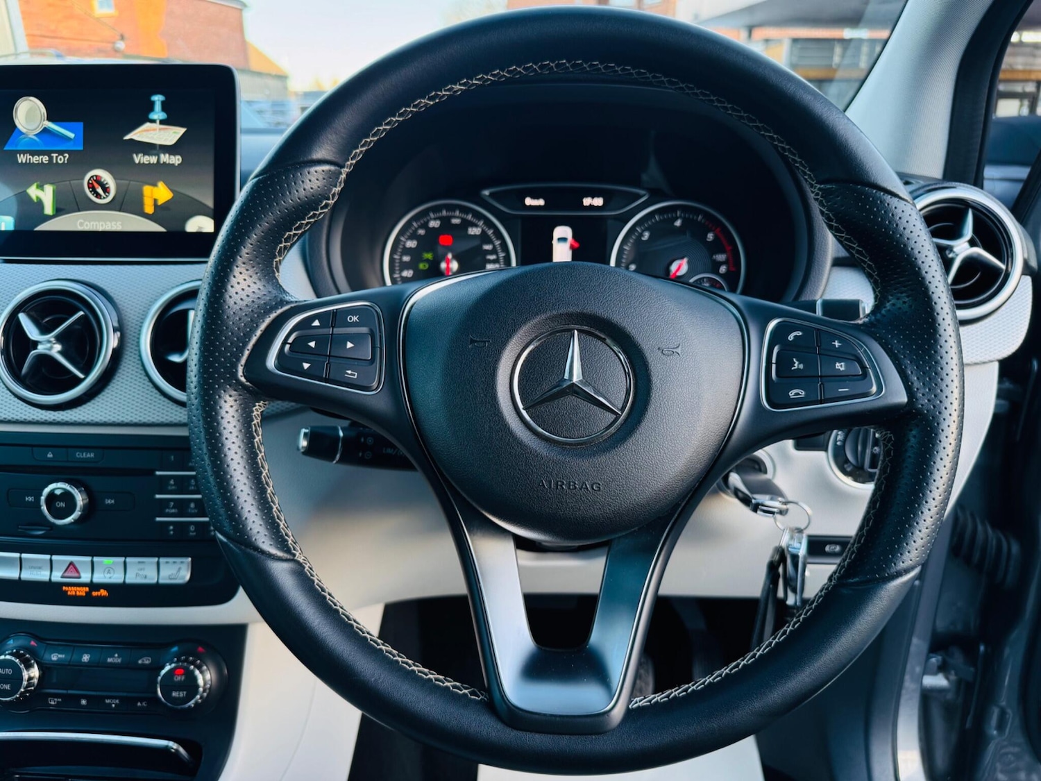 Used Mercedes-Benz B Class 2016 for sale - 77737819: Photo 40