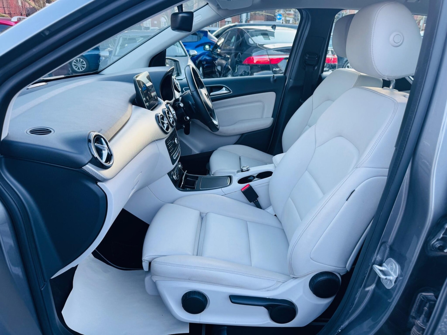 Used Mercedes-Benz B Class 2016 for sale - 77737819: Photo 58