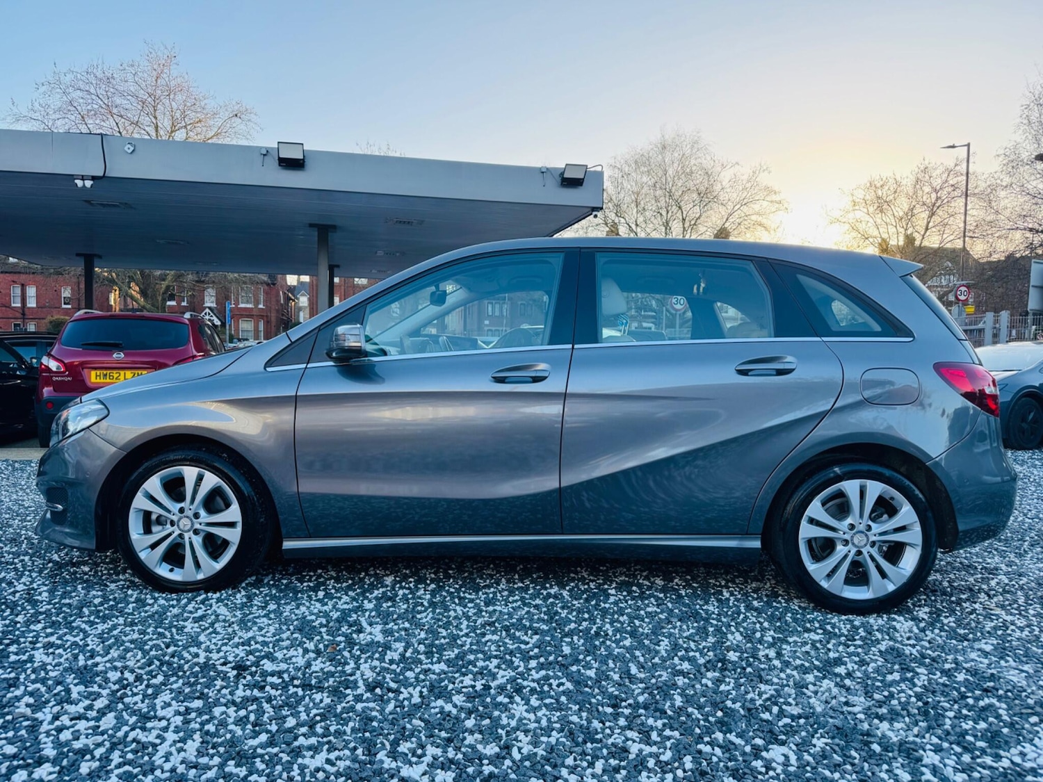 Used Mercedes-Benz B Class 2016 for sale - 77737819: Photo 8