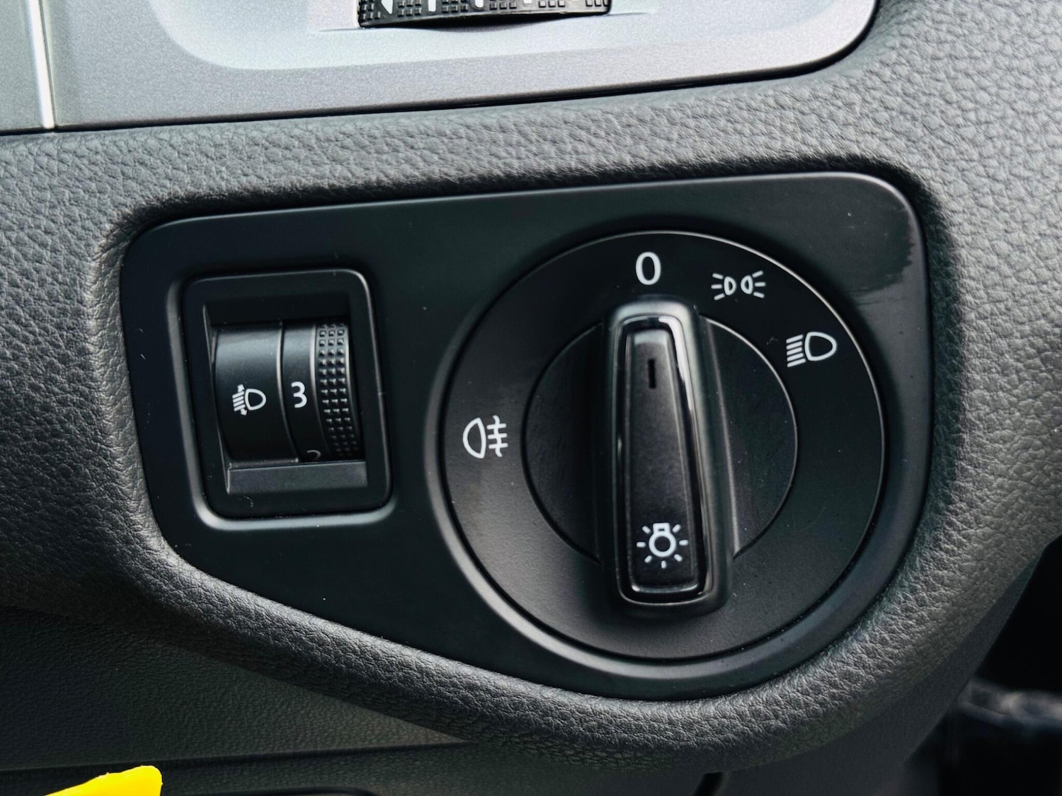 Used Volkswagen Golf 2014 for sale - 77550161: Photo 53