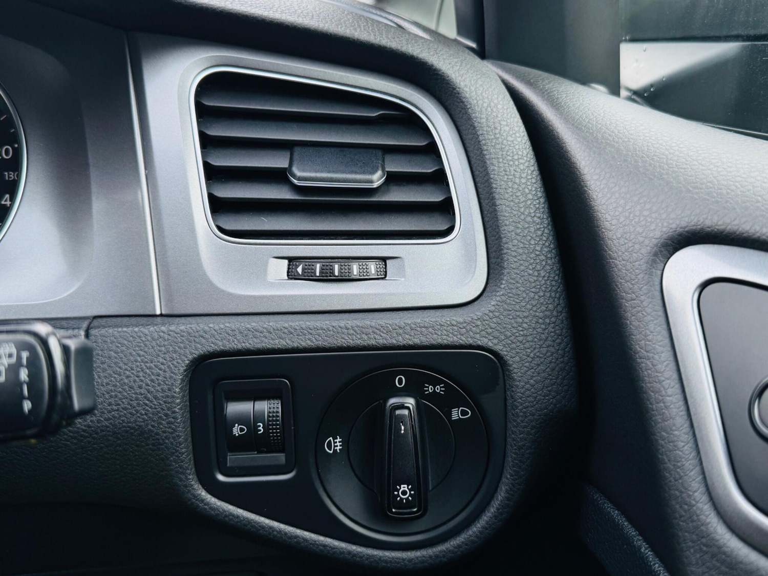 Used Volkswagen Golf 2014 for sale - 77550161: Photo 64