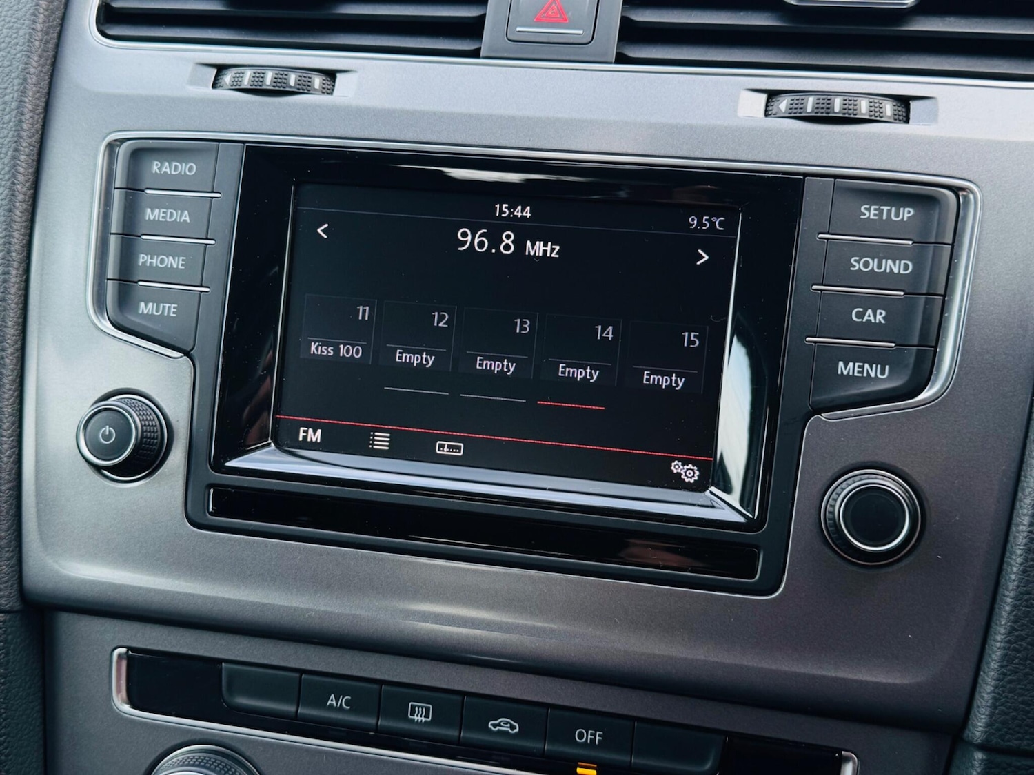 Used Volkswagen Golf 2014 for sale - 77550161: Photo 68