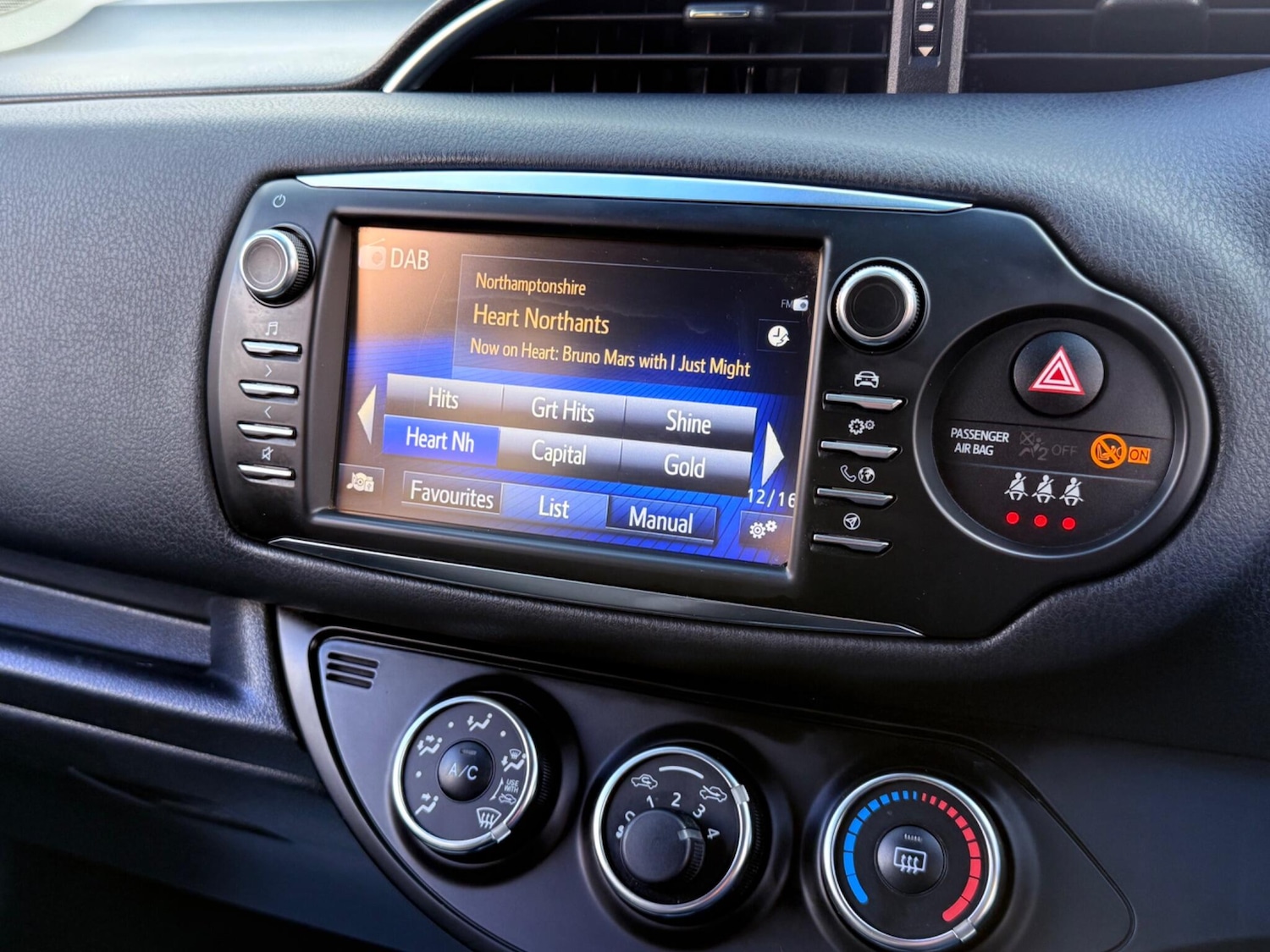 Used Toyota Yaris 2020 for sale - 77230540: Photo 50