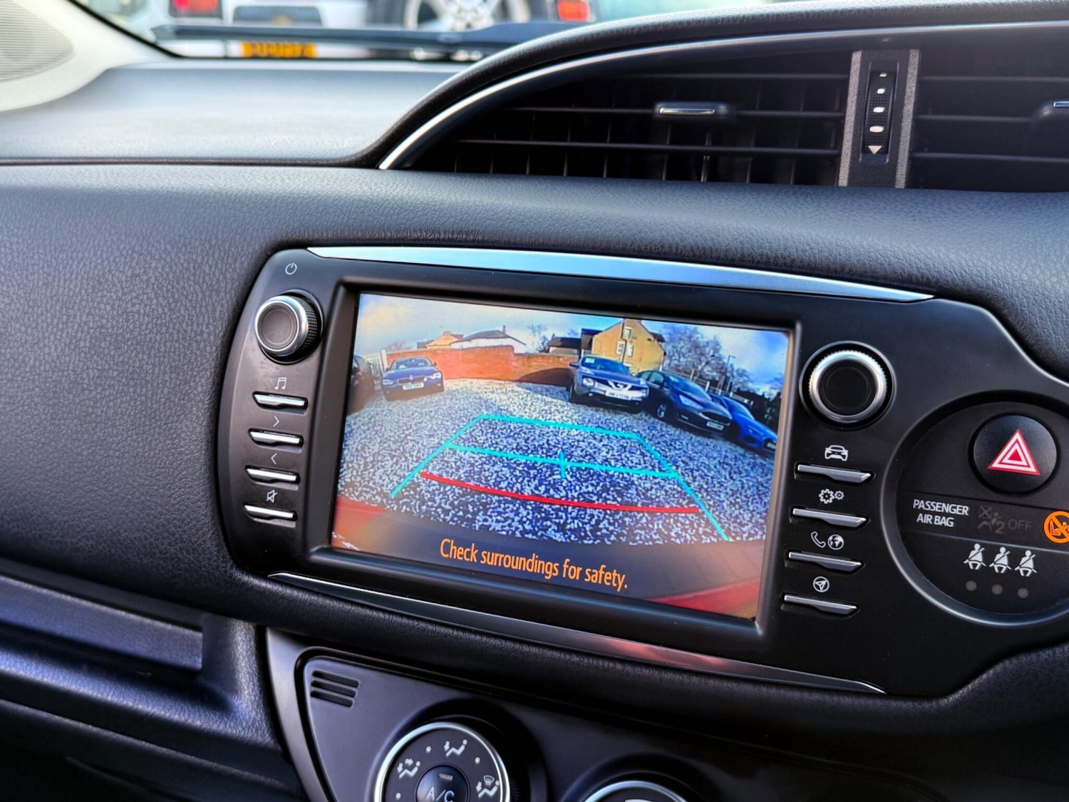 Used Toyota Yaris 2020 for sale - 77230540: Photo 51