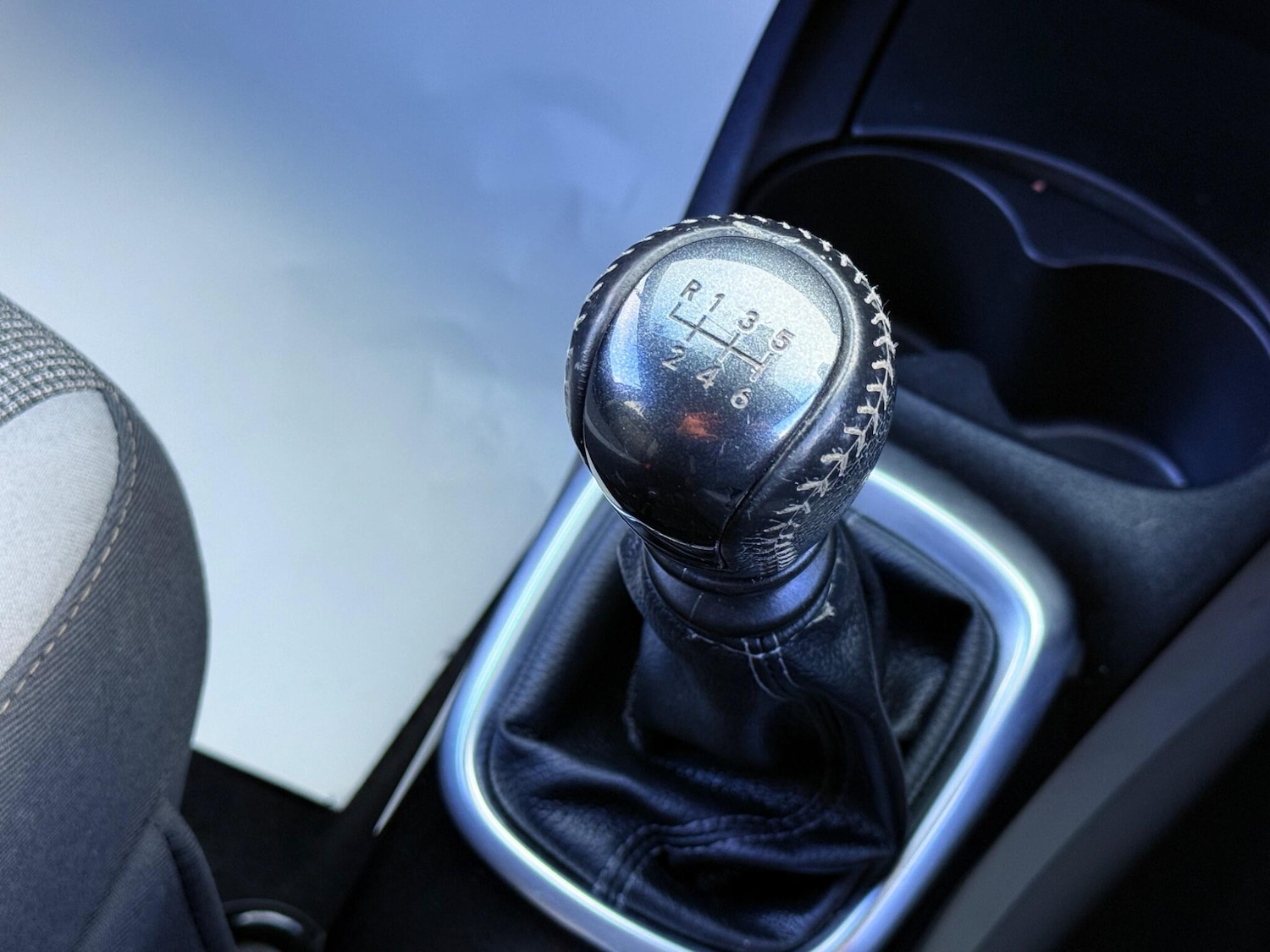 Used Toyota Yaris 2020 for sale - 77230540: Photo 55