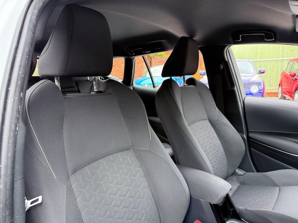 Used Toyota Corolla 2019 for sale - 75166207: Photo 30