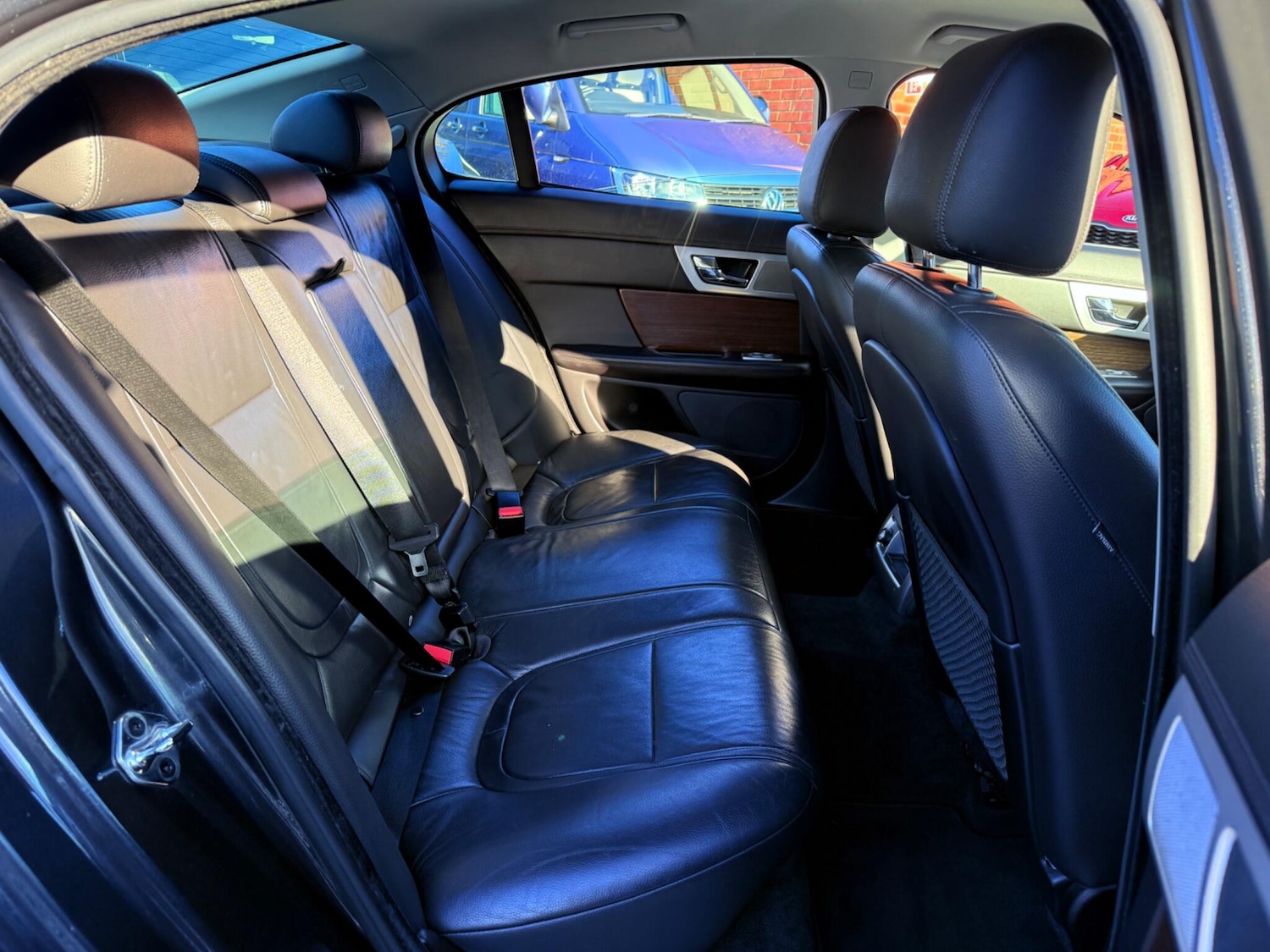 Used Jaguar XF 2014 for sale - 77230538: Photo 46